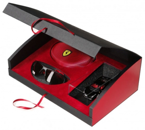 It is a limited edition 458 Italia themed gift box