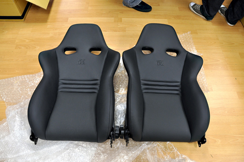 gtr_specv_cf_seats_small