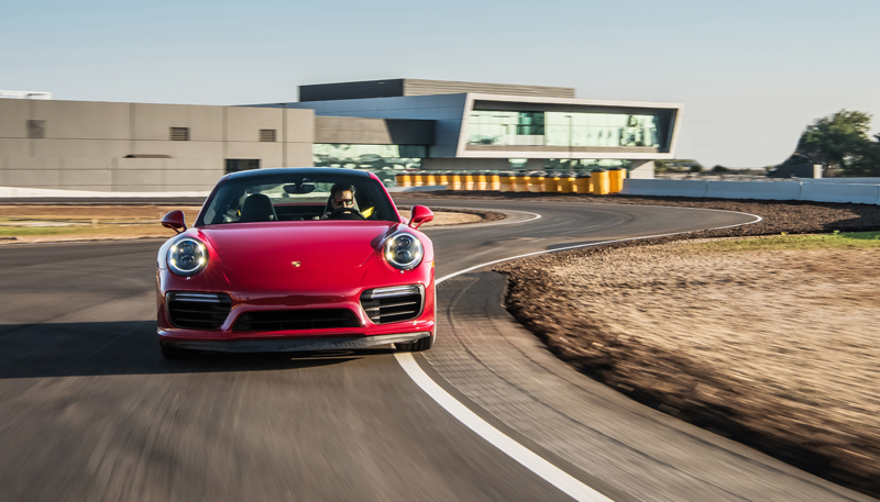 pec_la_911turbo_vs_911gt3