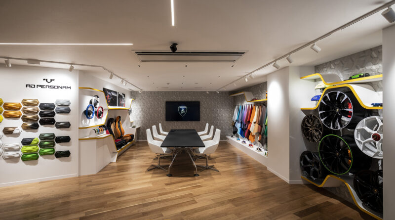Lamborghini THE LOUNGE TOKYO. Meeting room