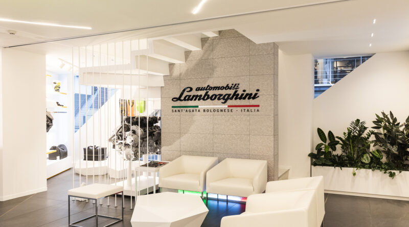 Lamborghini THE LOUNGE TOKYO. Lobby