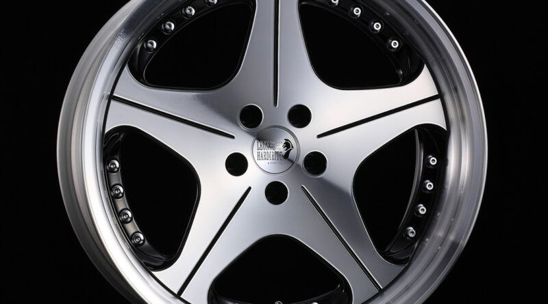 Leon Hardiritt Orden wheel in black polish finish