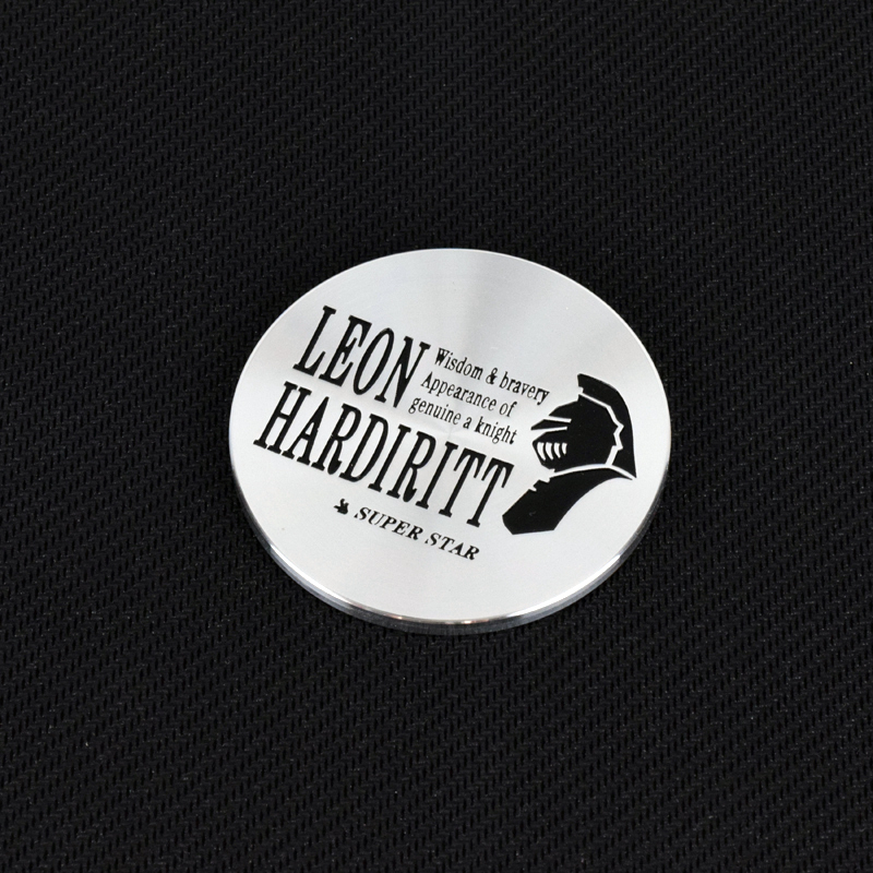Leon Hardiritt center cap with knight logo in black