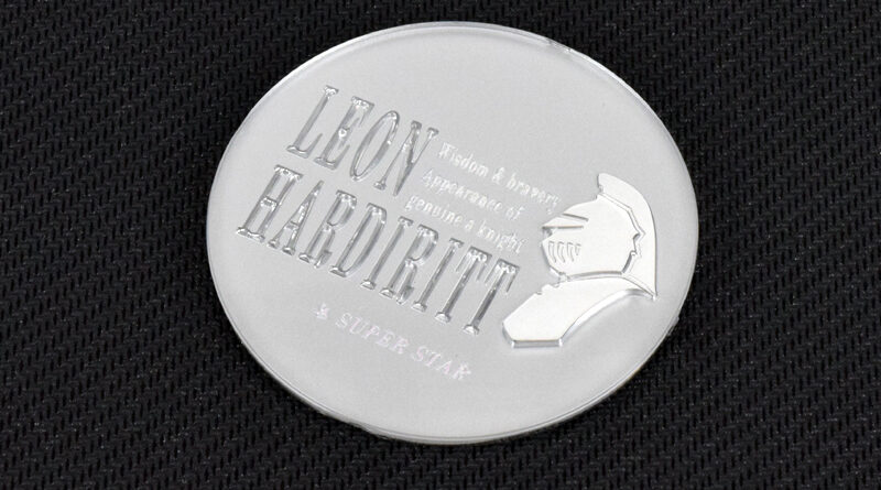 Leon Hardiritt center cap with Knight logo in silver finish