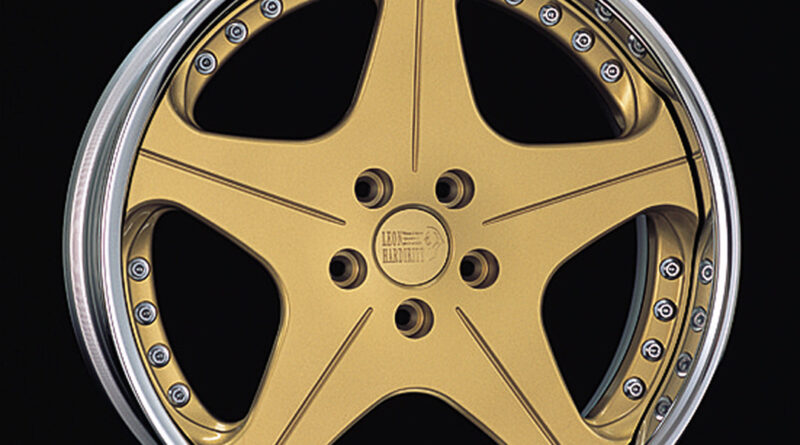 Leon Hardiritt Orden wheel in gold finish