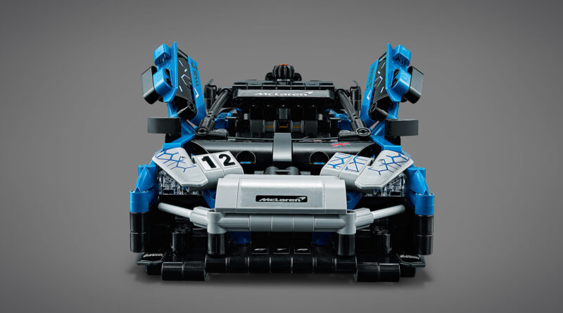LEGO Technic McLaren Senna GTR set