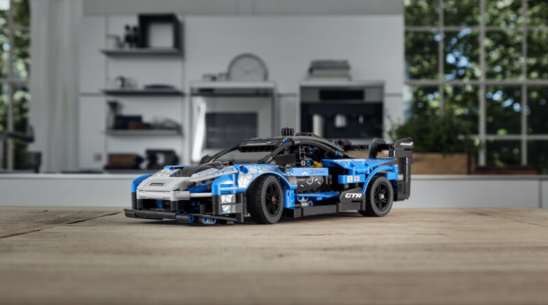 LEGO Technic McLaren Senna GTR set