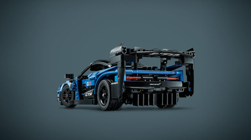 LEGO Technic McLaren Senna GTR set