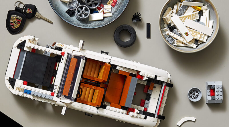 LEGO reveals new Porsche set 10295 based on the classic 911. This kit can be made into a 911 coupe or 911 Targa top.