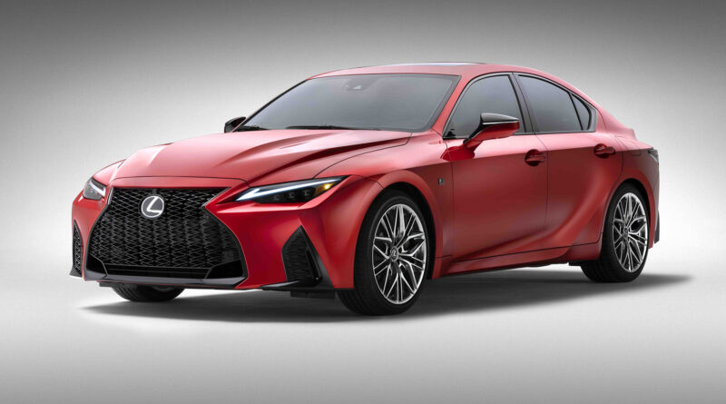 Lexus IS 500 F Sport Performance side quarter view