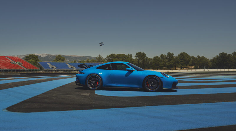 2022 Porsche 911 GT3 side view