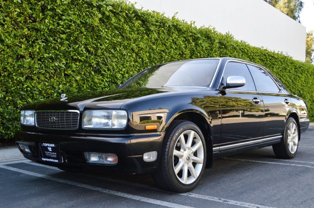 Black 1995 Nissan Gloria sedan