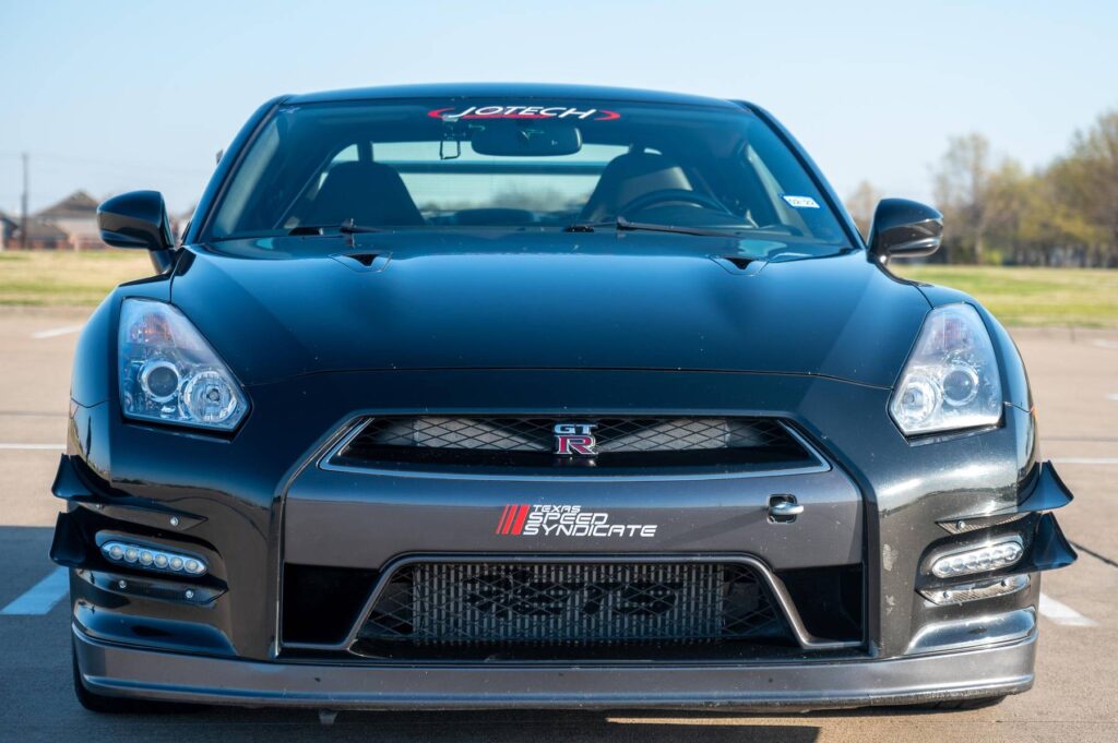 Jet Black Pearl 2014 Nissan GT-R with 1,000 horsepower for sale on CarsAndBids.com