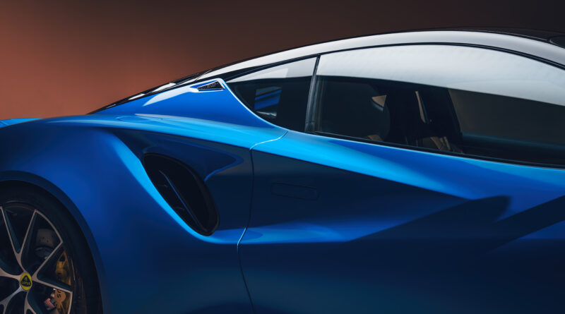Lotus Emira side vent