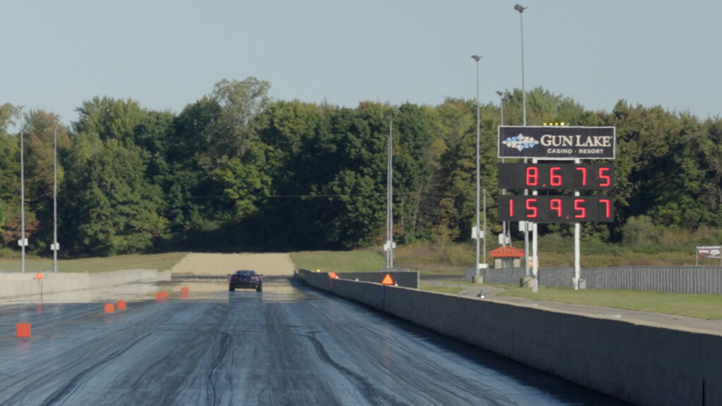 Corvette ZR1X completes the quarter mile in 8.675s at 159.57 mph.